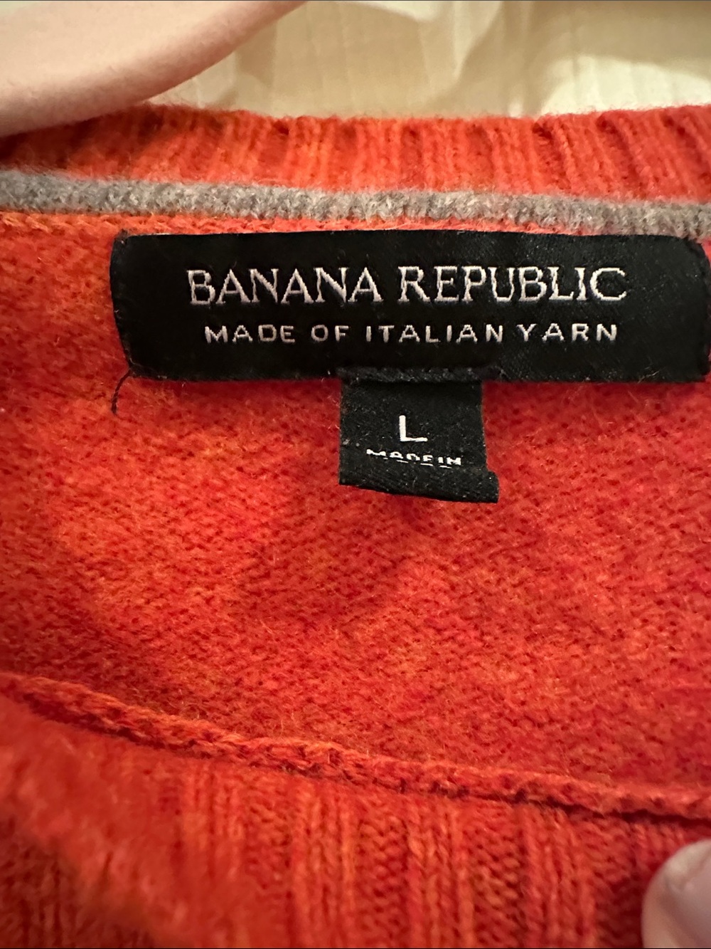 Banana Republic Women's Crewneck Sweater - Picture 2 of 4